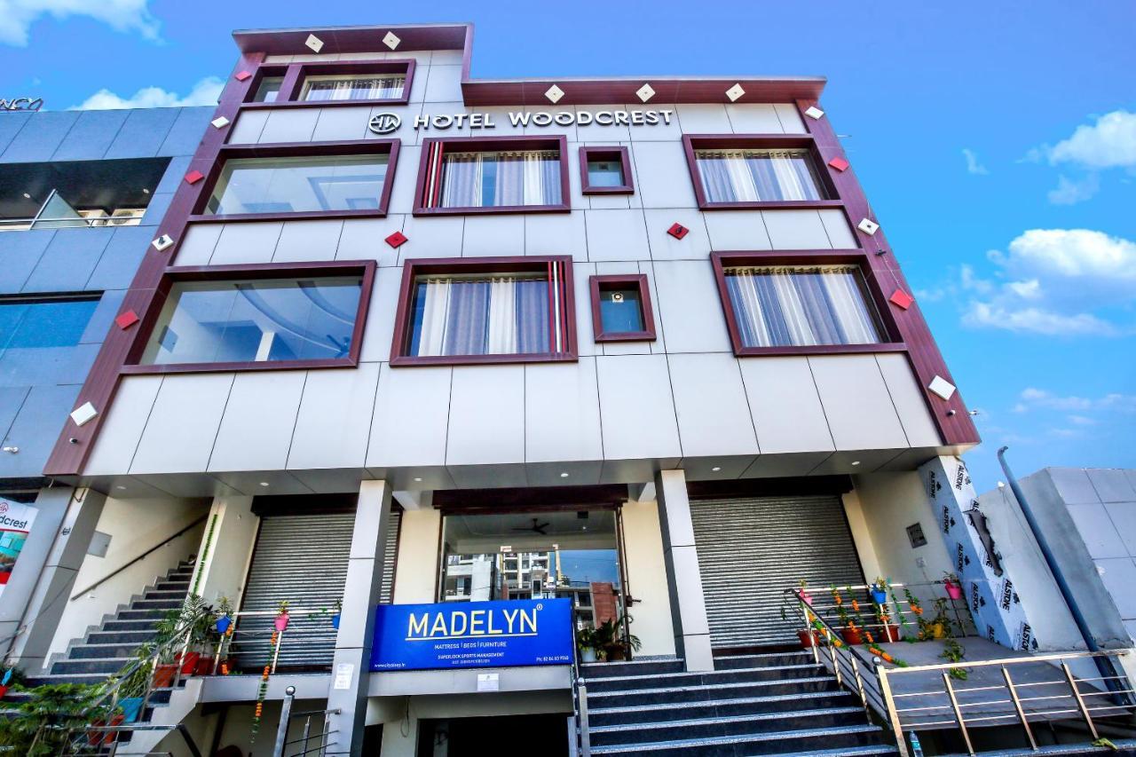 Hotel Woodcrest Zirakpur Chandigarh- Best Family Hotel - Luxurious Rooms - Unit Of Sidham Group Buitenkant foto