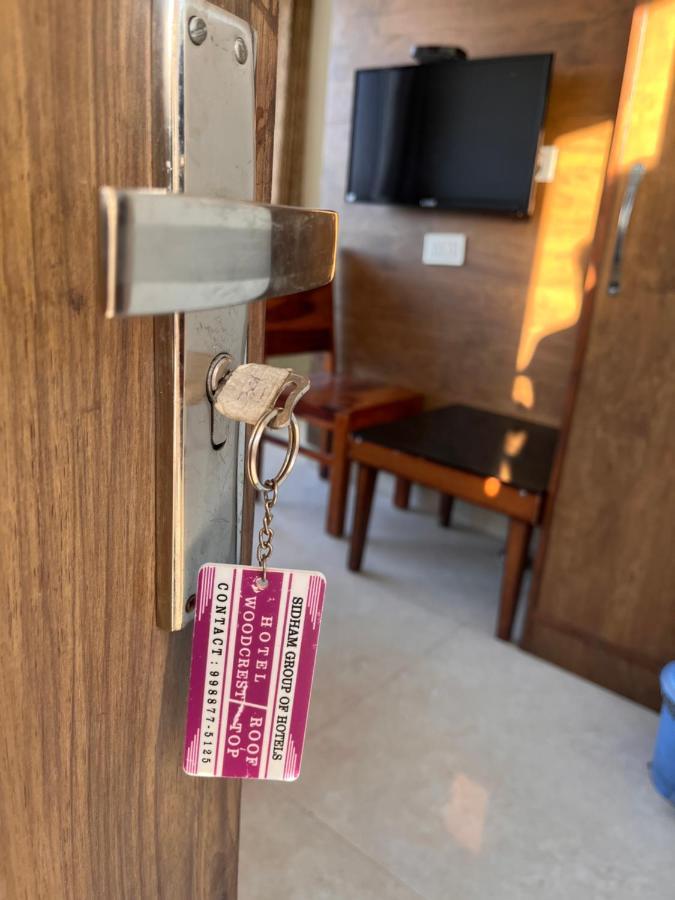 Hotel Woodcrest Zirakpur Chandigarh- Best Family Hotel - Luxurious Rooms - Unit Of Sidham Group Buitenkant foto